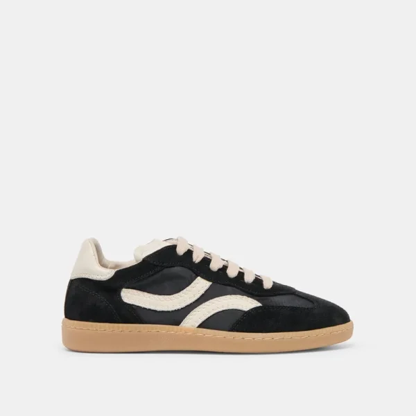 REBEL SNEAKERS